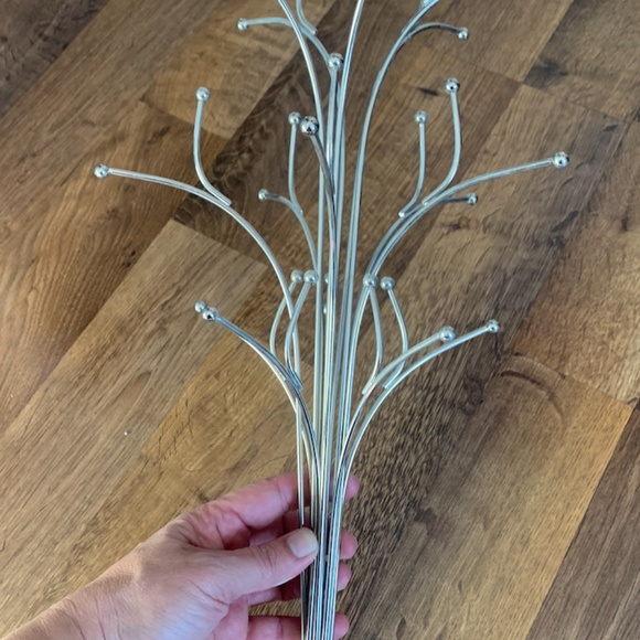 Vintage Ornament Tree - Picture 6 of 10